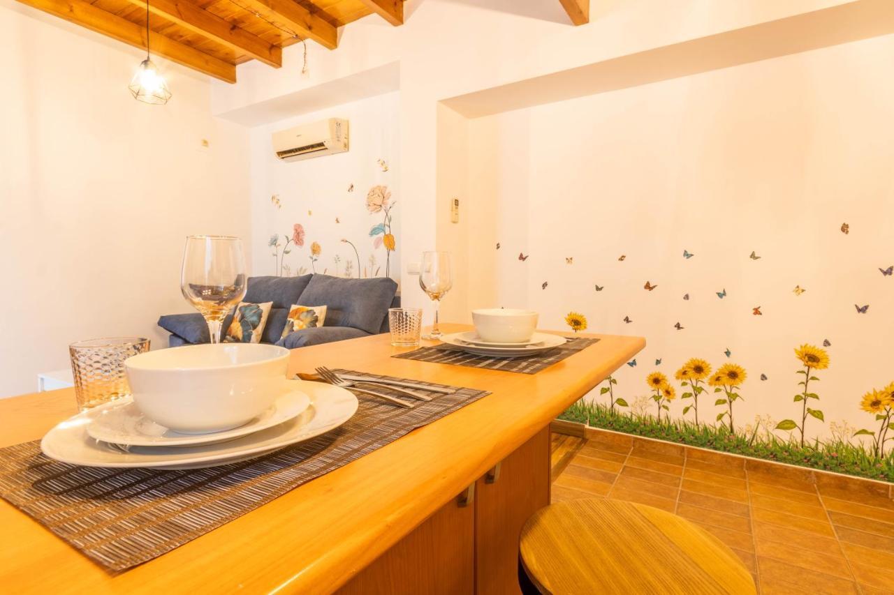 Apartamento Patio Andaluz En Sevilla Exterior foto